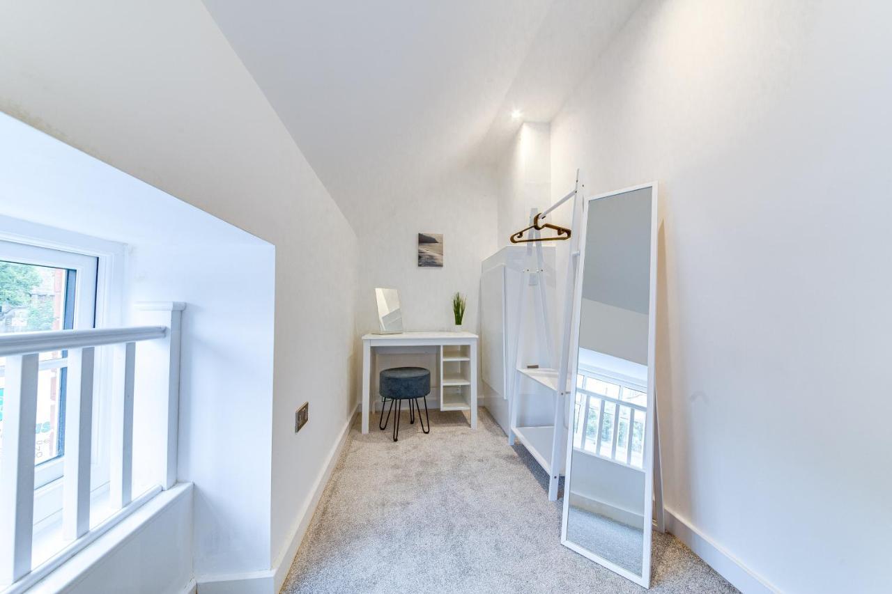 Stylish & Contemporary 2-Bed Townhouse - Parking - Wi-Fi - Netflix Worksop Exterior foto