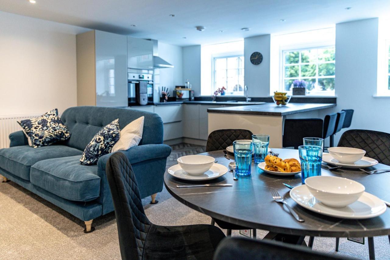 Stylish & Contemporary 2-Bed Townhouse - Parking - Wi-Fi - Netflix Worksop Exterior foto