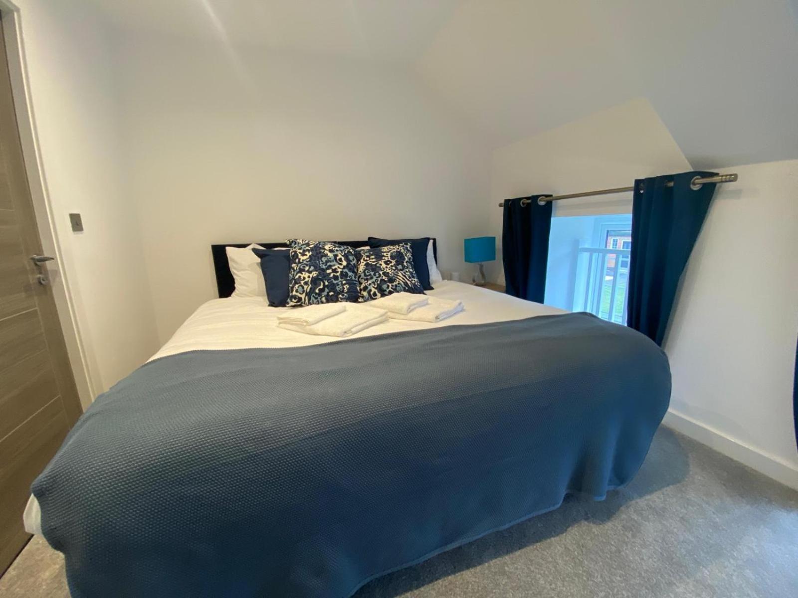Stylish & Contemporary 2-Bed Townhouse - Parking - Wi-Fi - Netflix Worksop Exterior foto