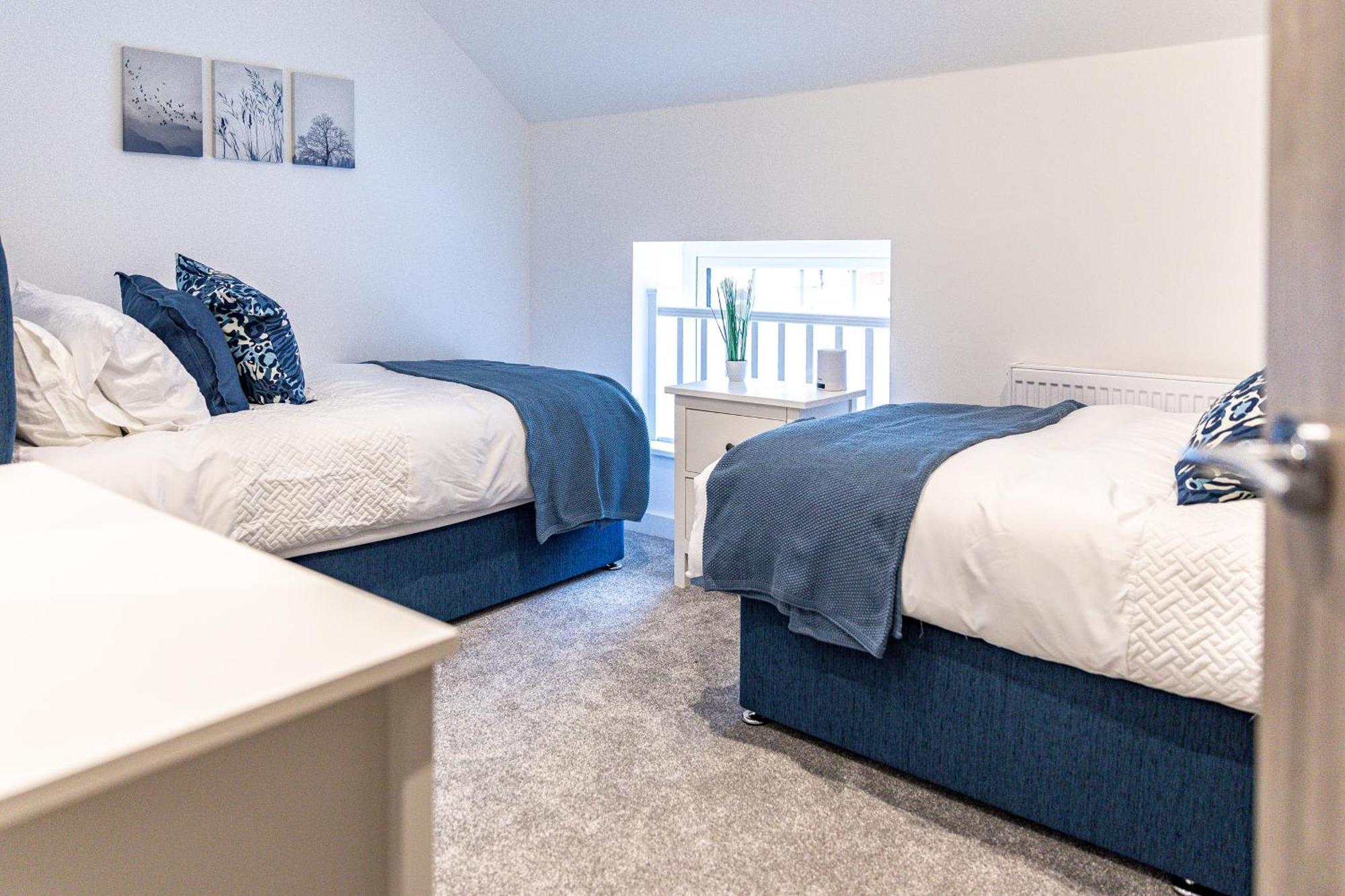 Stylish & Contemporary 2-Bed Townhouse - Parking - Wi-Fi - Netflix Worksop Exterior foto