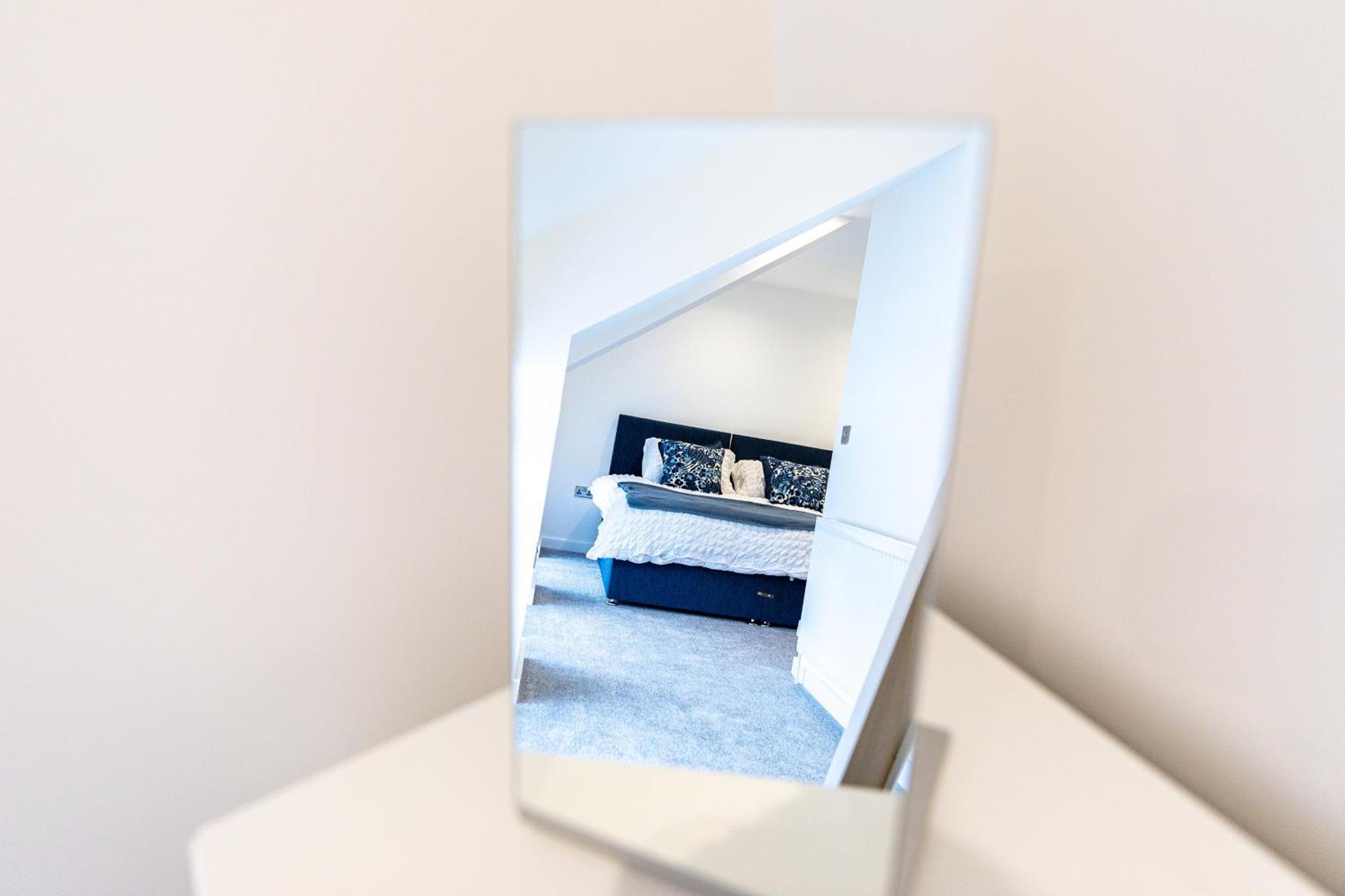 Stylish & Contemporary 2-Bed Townhouse - Parking - Wi-Fi - Netflix Worksop Exterior foto