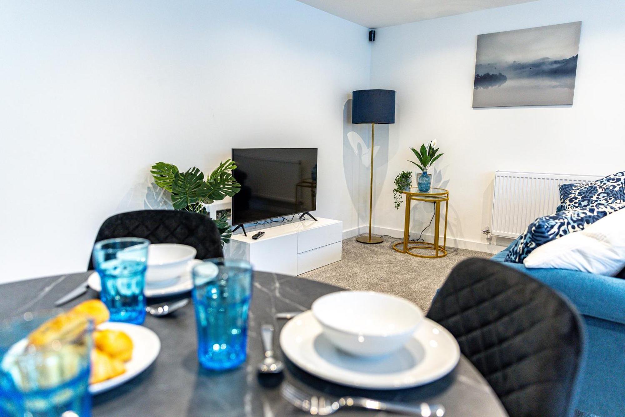 Stylish & Contemporary 2-Bed Townhouse - Parking - Wi-Fi - Netflix Worksop Quarto foto