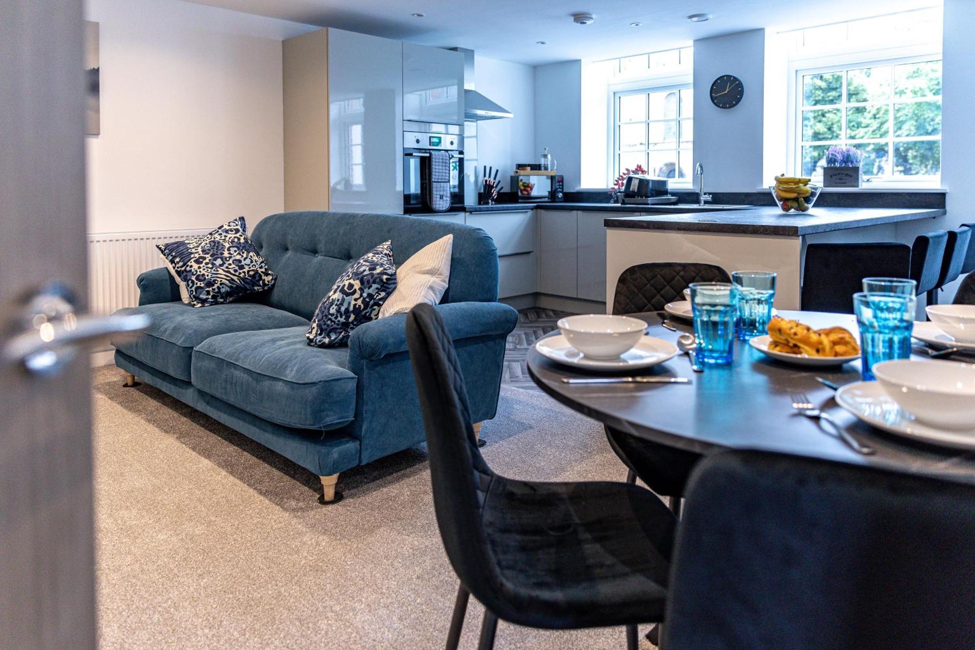 Stylish & Contemporary 2-Bed Townhouse - Parking - Wi-Fi - Netflix Worksop Exterior foto