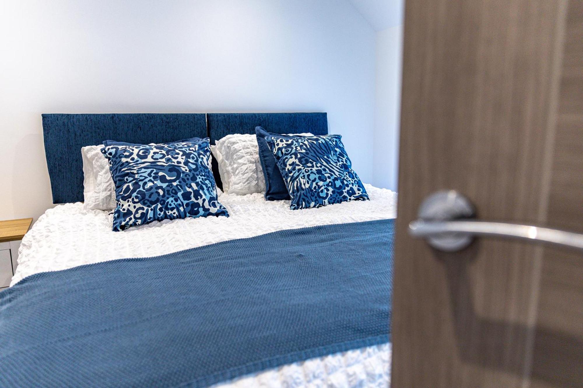 Stylish & Contemporary 2-Bed Townhouse - Parking - Wi-Fi - Netflix Worksop Exterior foto