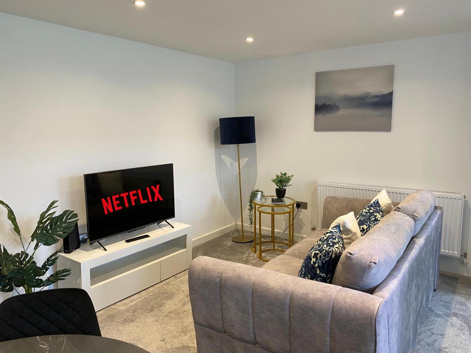 Stylish & Contemporary 2-Bed Townhouse - Parking - Wi-Fi - Netflix Worksop Exterior foto