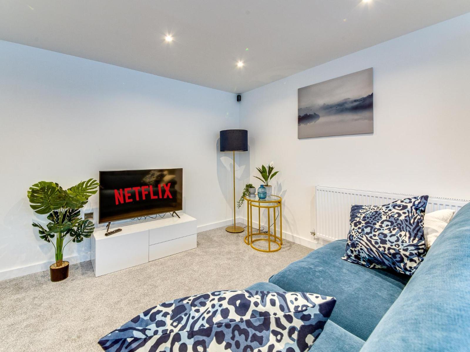 Stylish & Contemporary 2-Bed Townhouse - Parking - Wi-Fi - Netflix Worksop Exterior foto